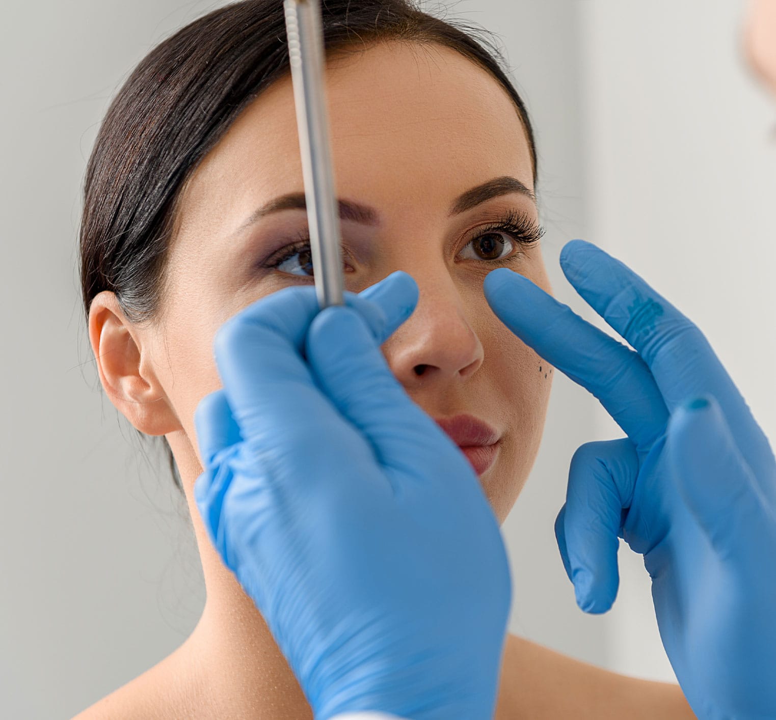 Beautiful woman who received a septoplasty in Philadelphia.